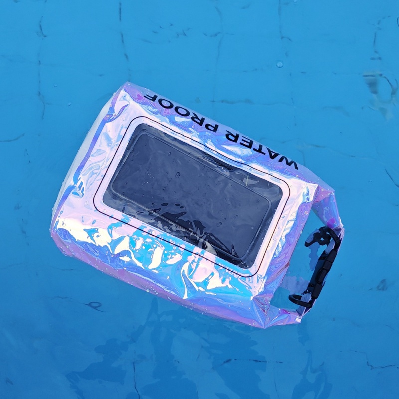 Iridescent Waterproof Bucket C - đánh giá và giá Sports Equipment Bag